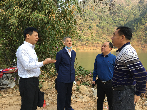 羅主任到飛霞風(fēng)景區(qū)調(diào)研安全生產(chǎn)、消防及疫情防控工作1.jpg